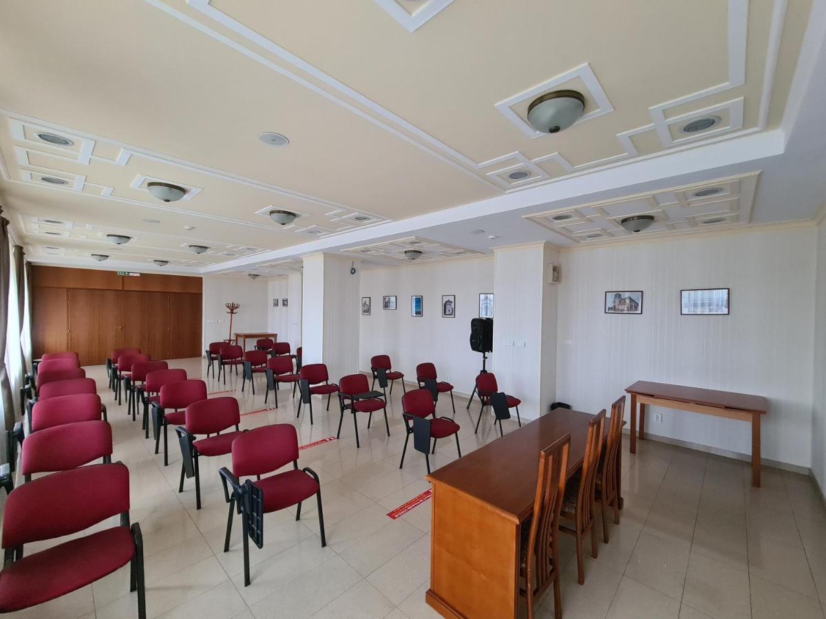 בראליה Hotel Traian מראה חיצוני תמונה