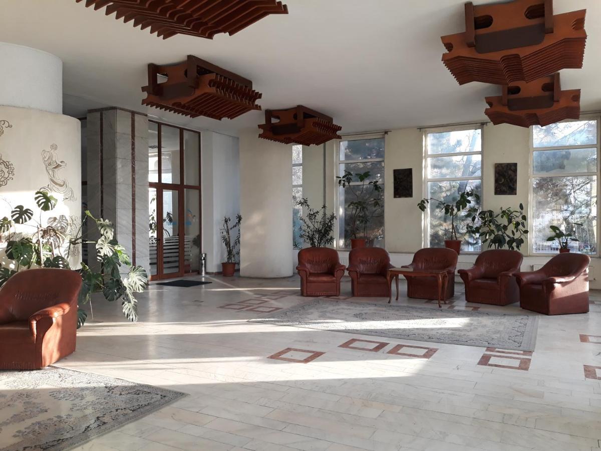 בראליה Hotel Traian מראה חיצוני תמונה