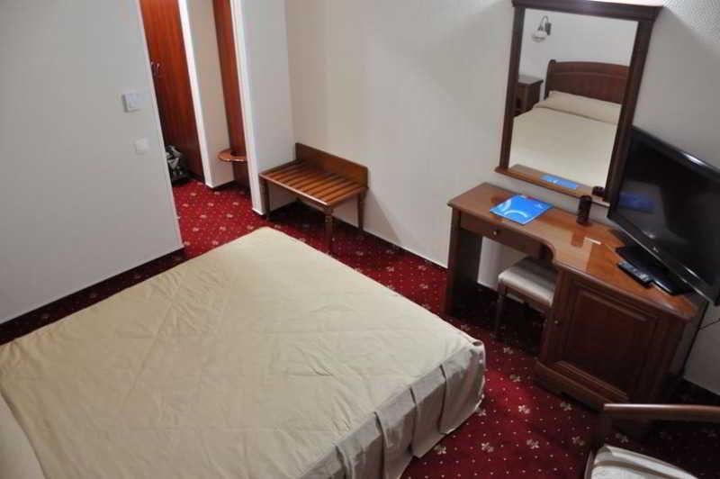 בראליה Hotel Traian מראה חיצוני תמונה