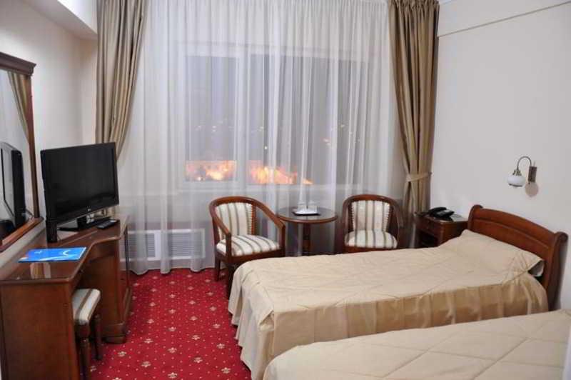 בראליה Hotel Traian מראה חיצוני תמונה