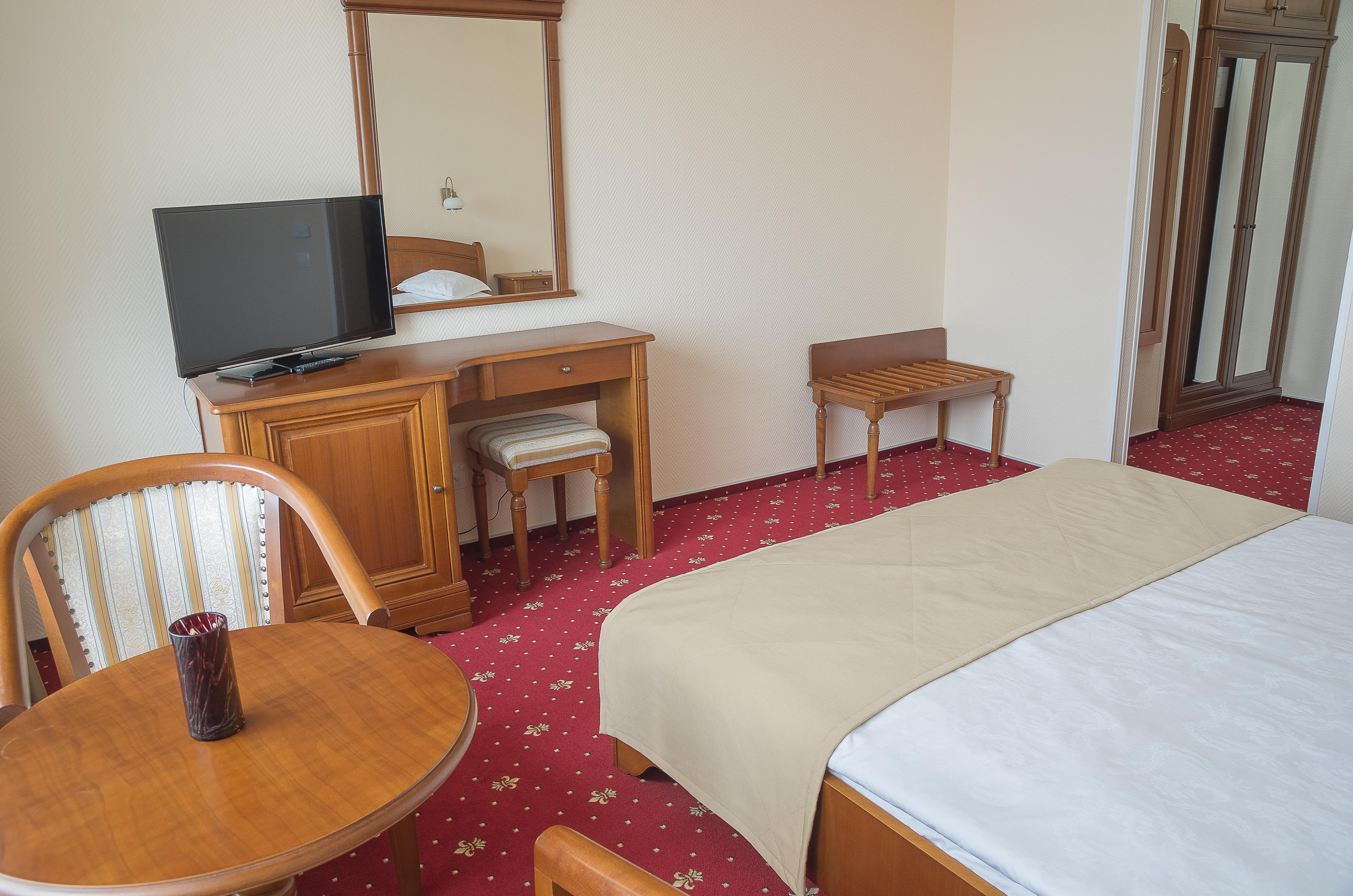 בראליה Hotel Traian מראה חיצוני תמונה