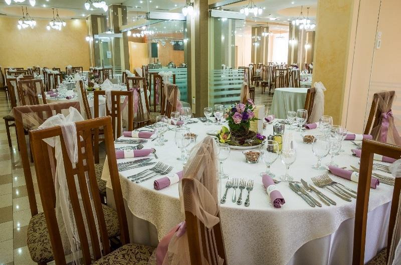 בראליה Hotel Traian מראה חיצוני תמונה