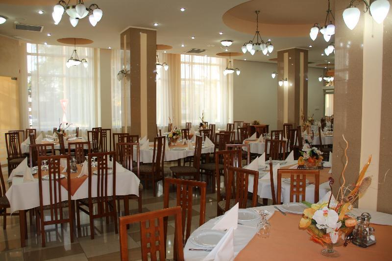 בראליה Hotel Traian מראה חיצוני תמונה